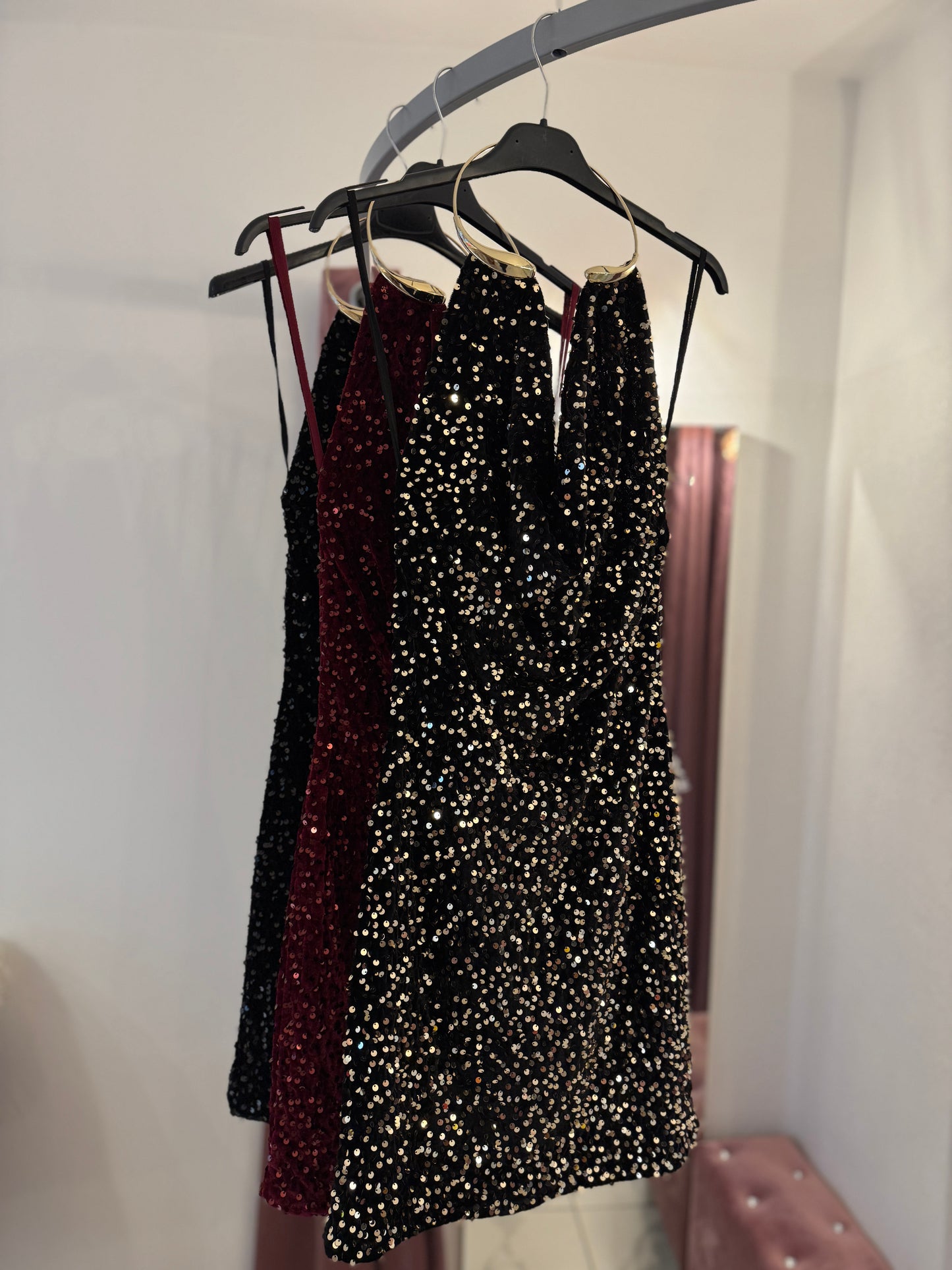 Bleščeča obleka Nadia