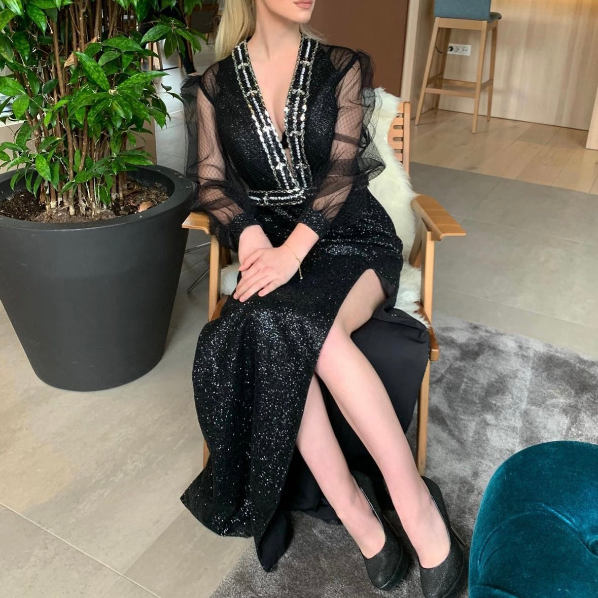 Dolga bleščeča obleka Moviestar