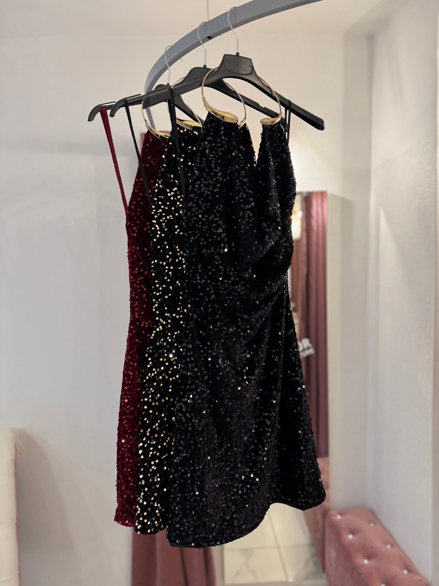 Bleščeča obleka Nadia