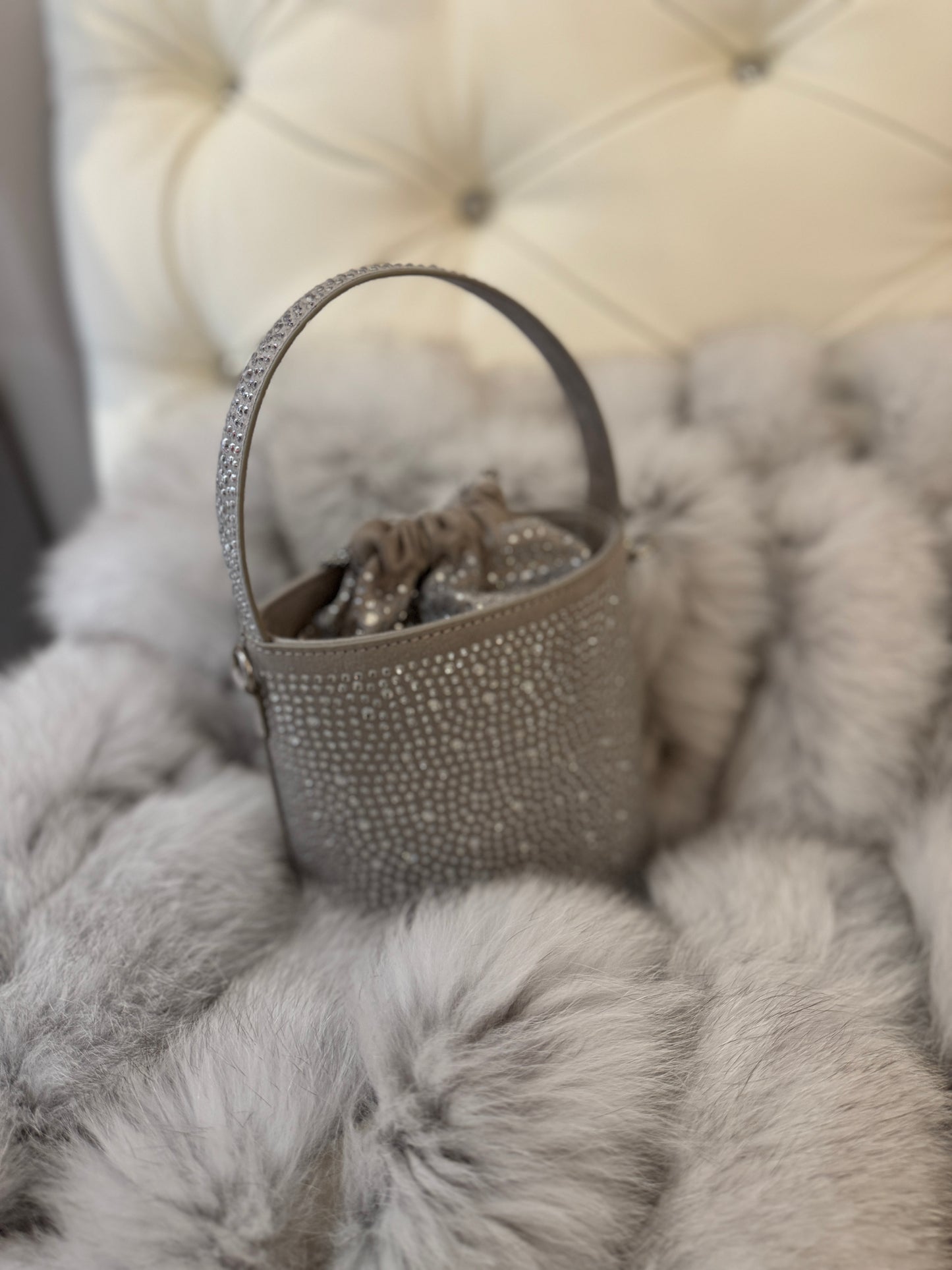 Bucket torbica Dazzle