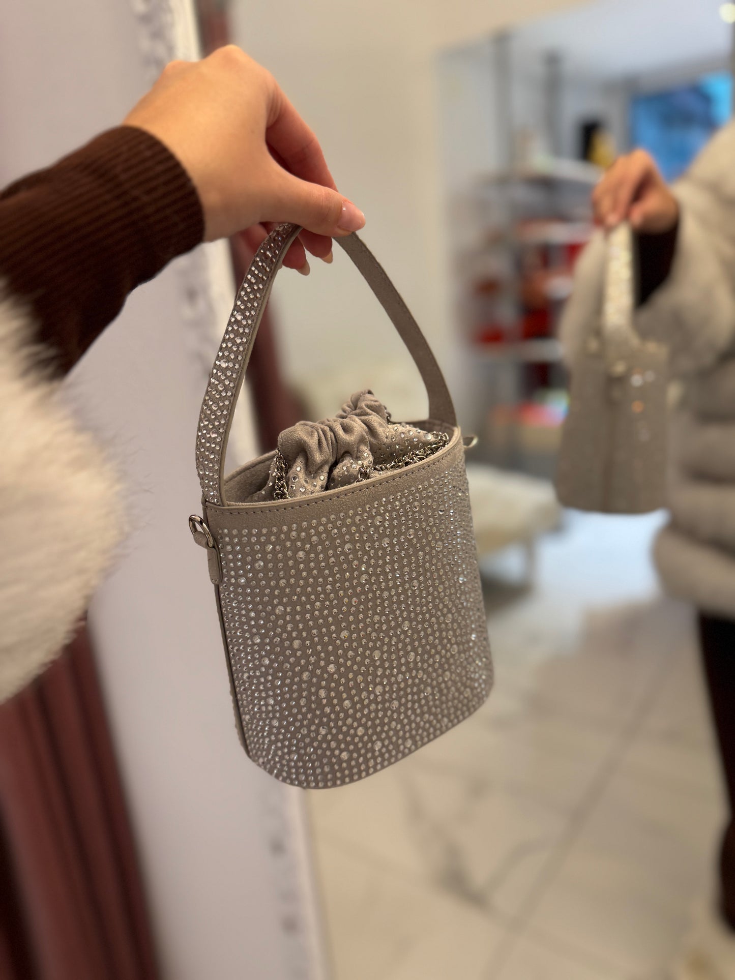 Bucket torbica Dazzle