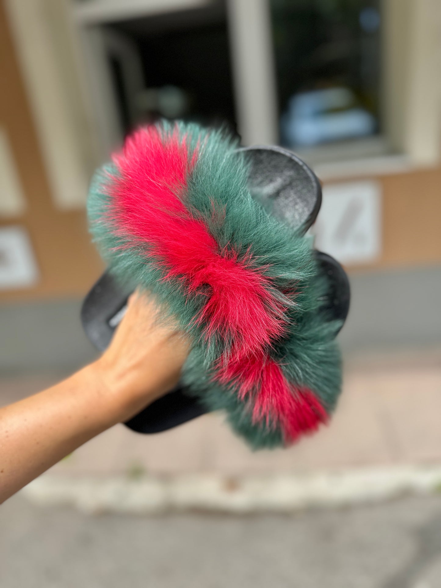 Krzneni natikači Fluffies (lisičji)
